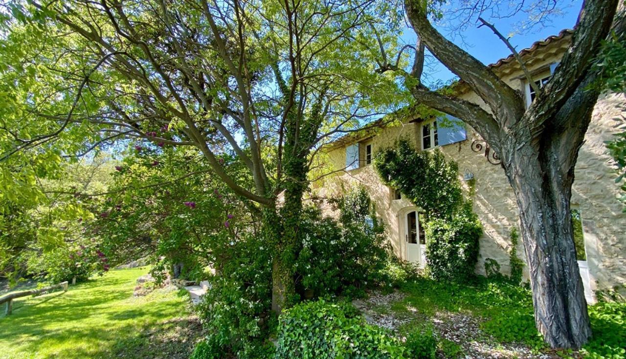 Les Gôuts et les Couleurs Cucuron Exterior foto